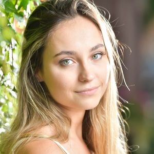 Meet your Posher, Alexandria